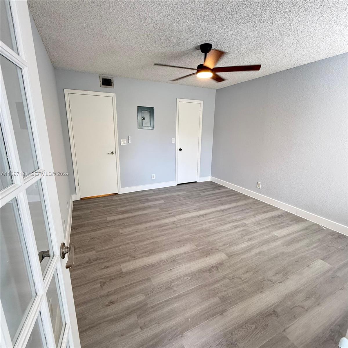 CORAL KEY CONDO - Residential Lease