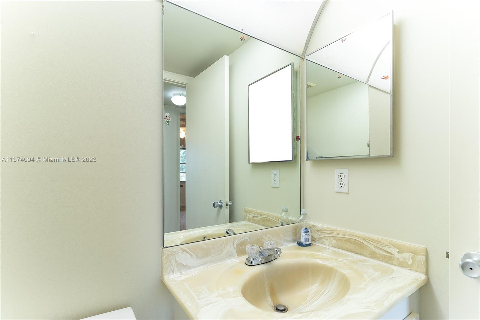 NEW HAMPTON AT CENTURY VI - Residential