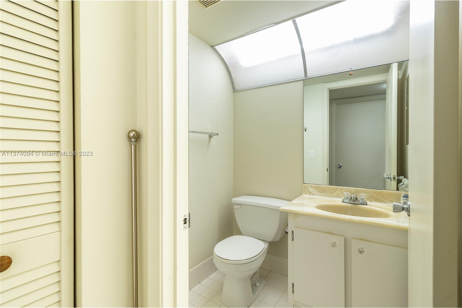 NEW HAMPTON AT CENTURY VI - Residential