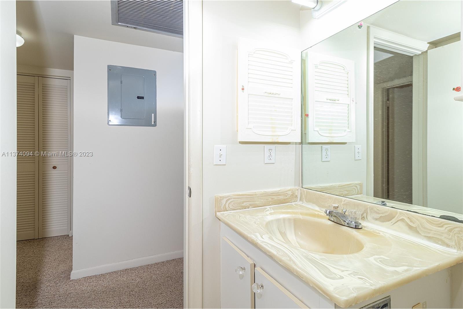NEW HAMPTON AT CENTURY VI - Residential