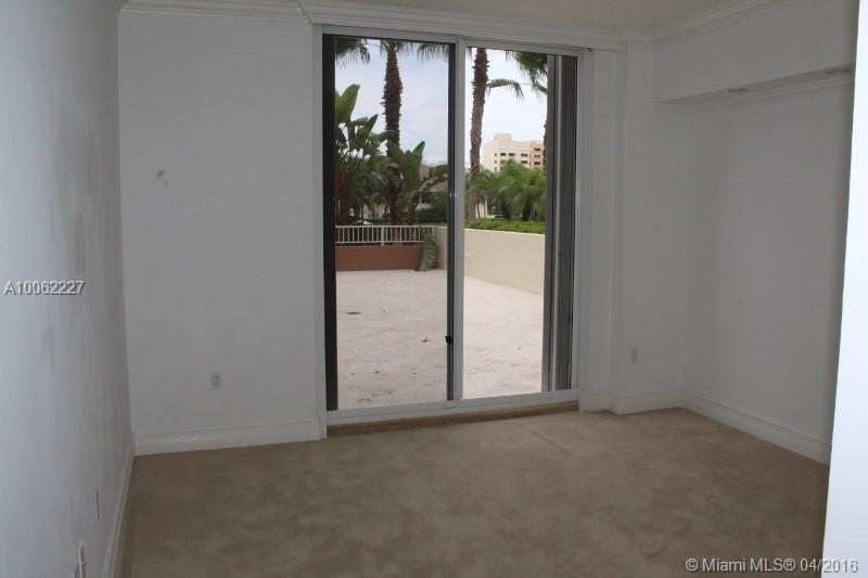 Lake Tower - Residential Lease