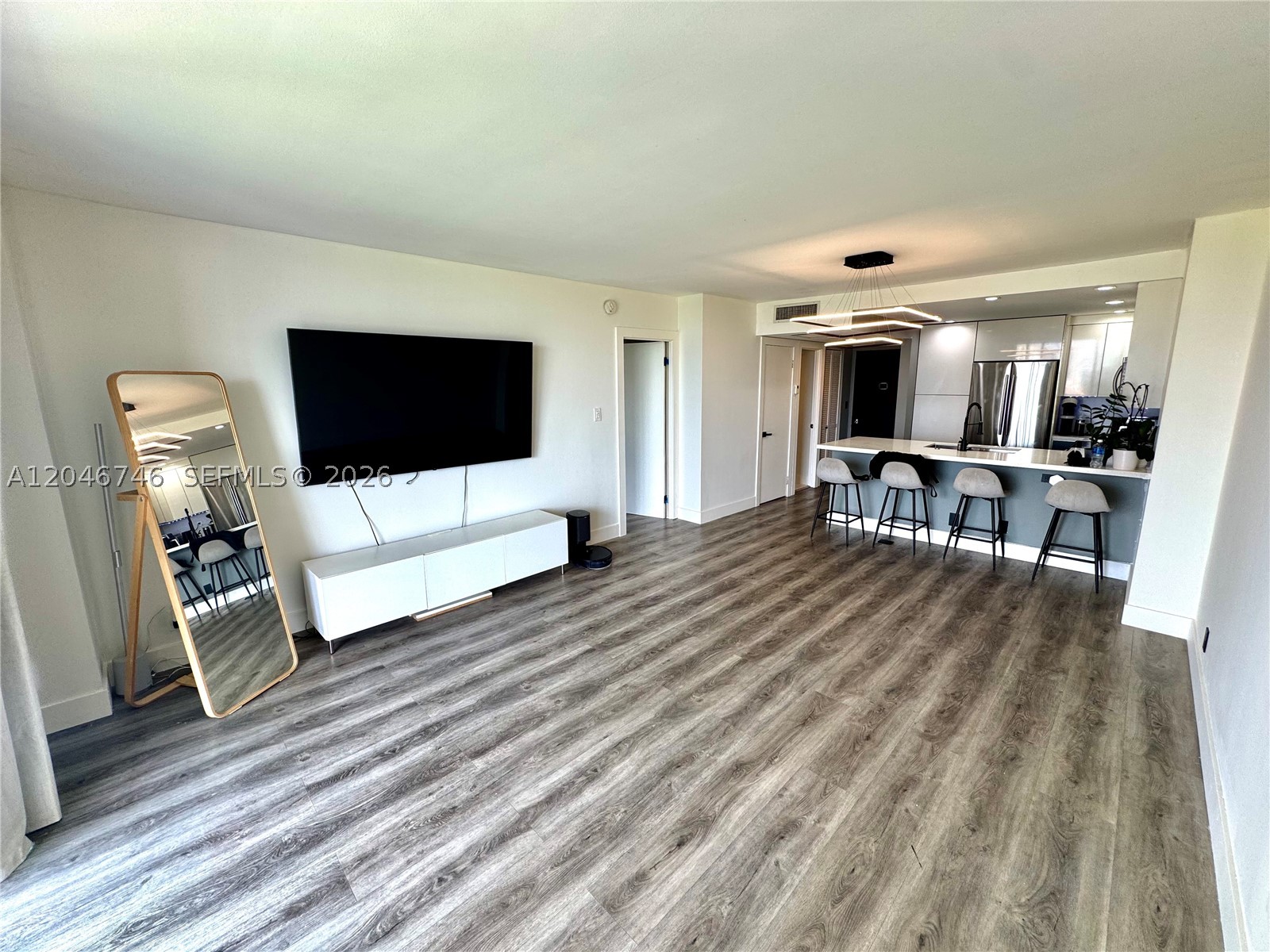 CORONADO CONDO-TOWER II - Residential