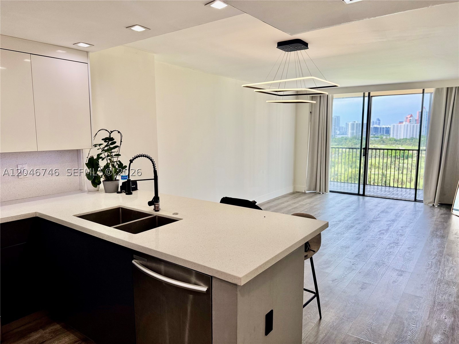 CORONADO CONDO-TOWER II - Residential