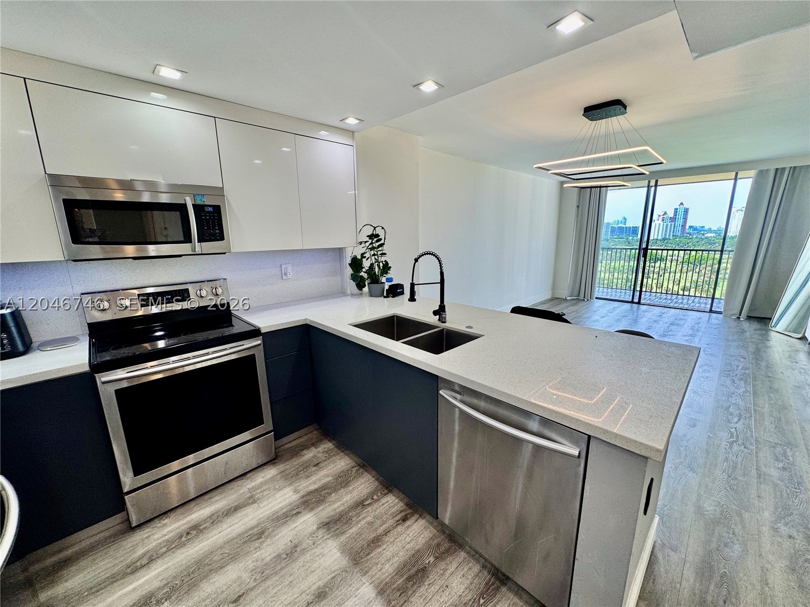 CORONADO CONDO-TOWER II - Residential