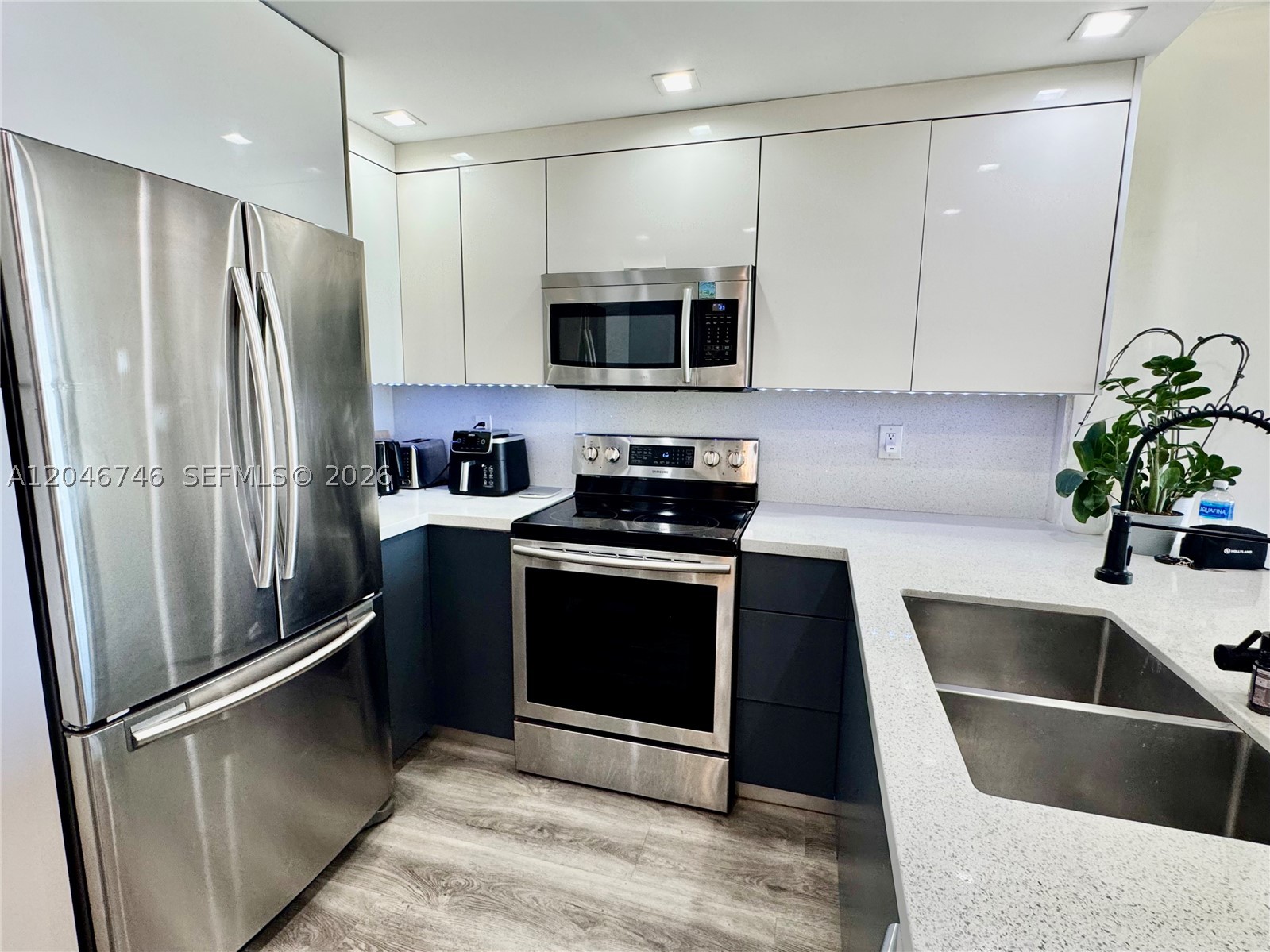 CORONADO CONDO-TOWER II - Residential