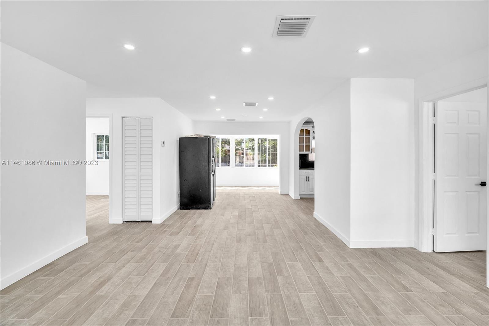 NORWOOD HEIGHTS - Residential
