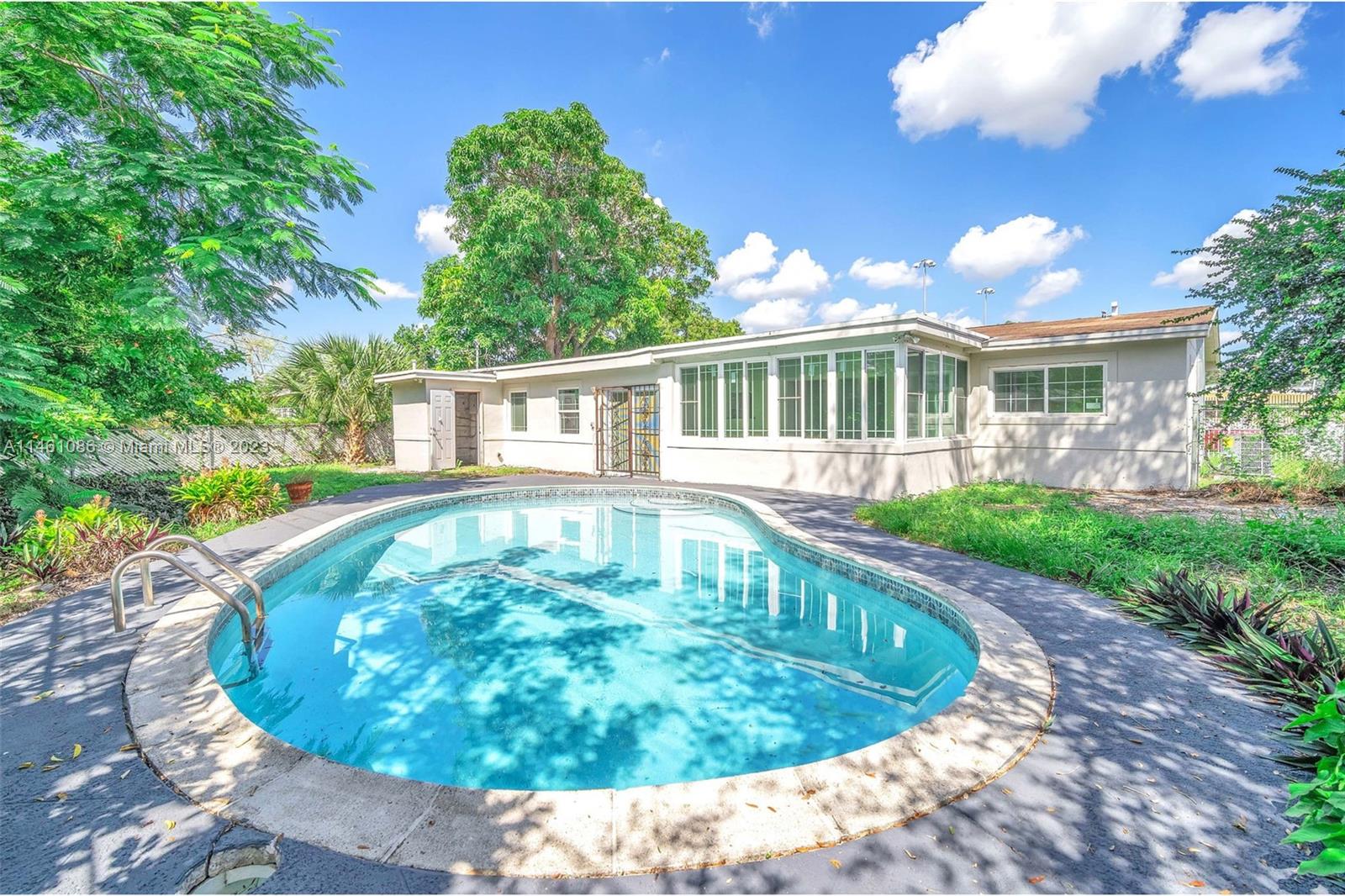 NORWOOD HEIGHTS - Residential