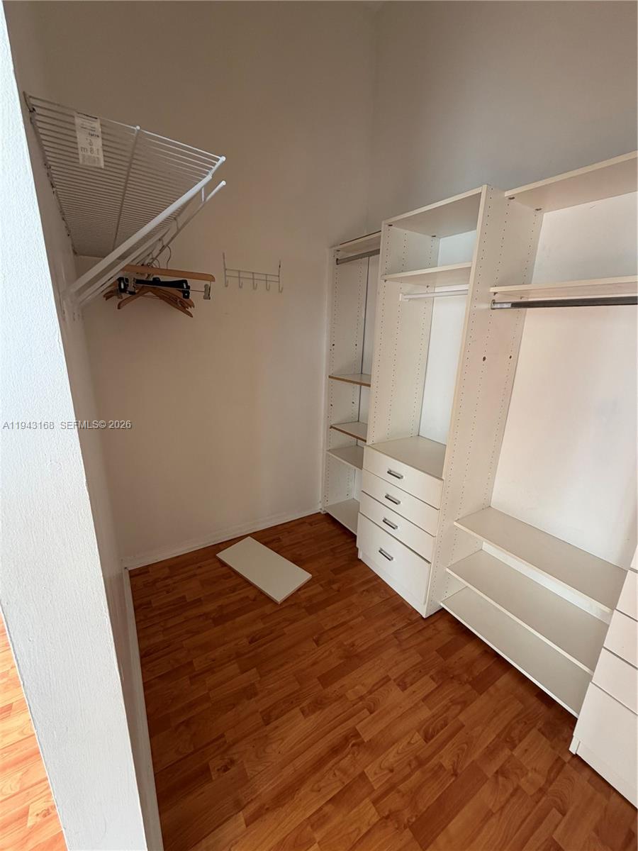 THE POINT - Residential Lease