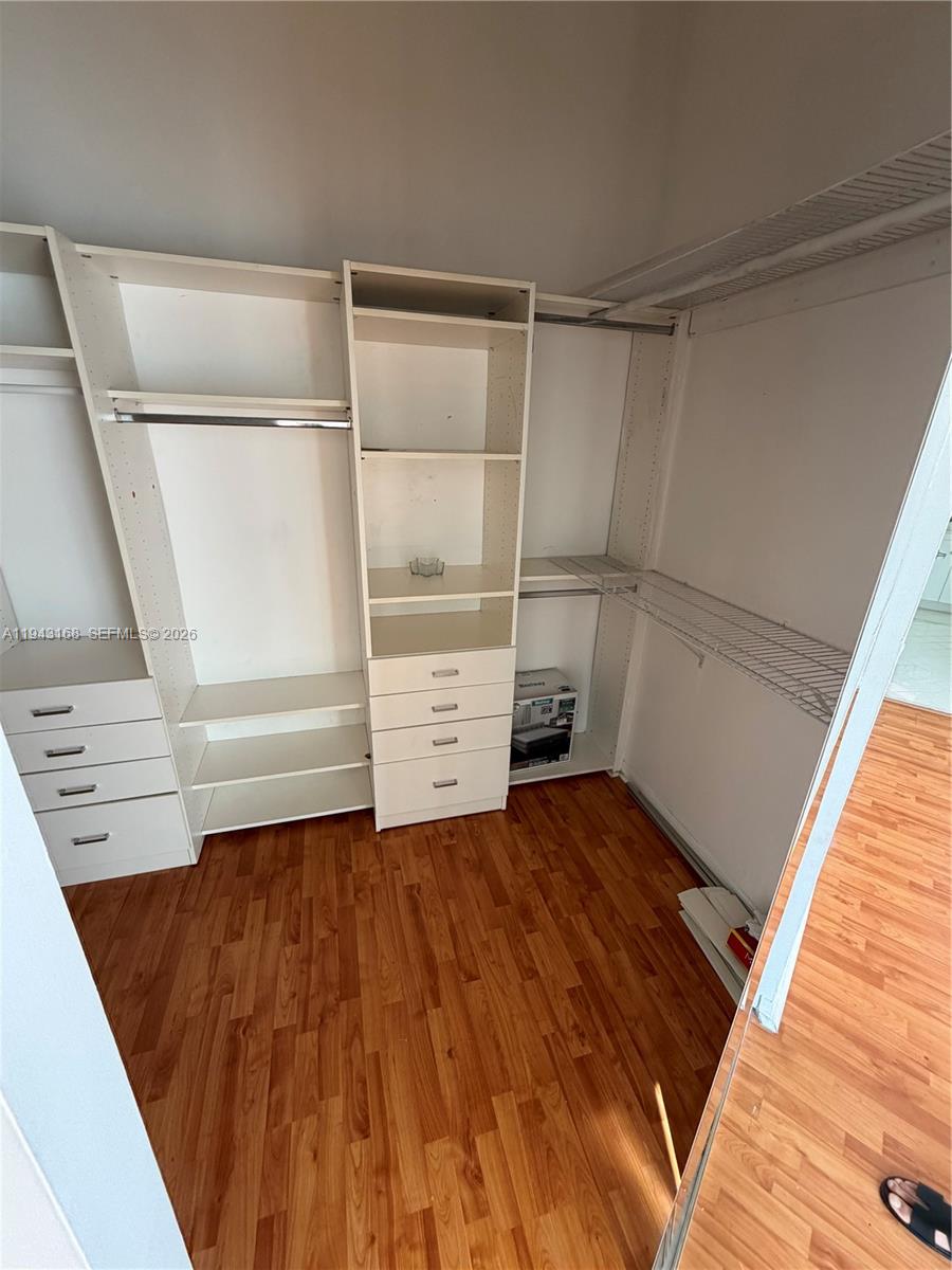 THE POINT - Residential Lease