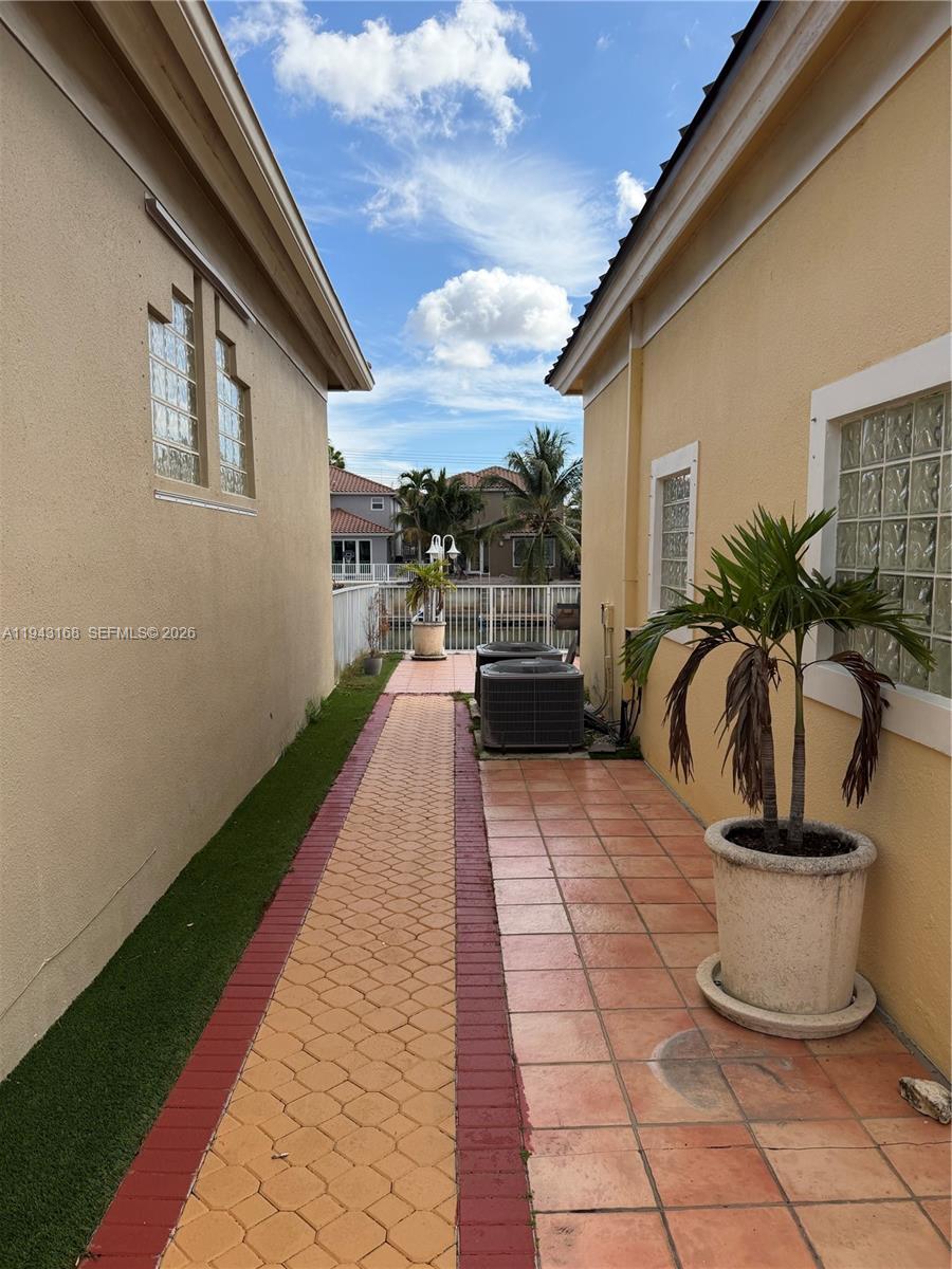THE POINT - Residential Lease