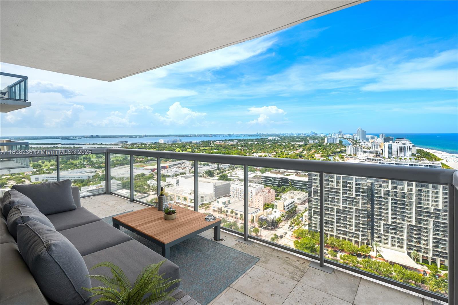 SETAI RESORT & RESIDENCES - Residential