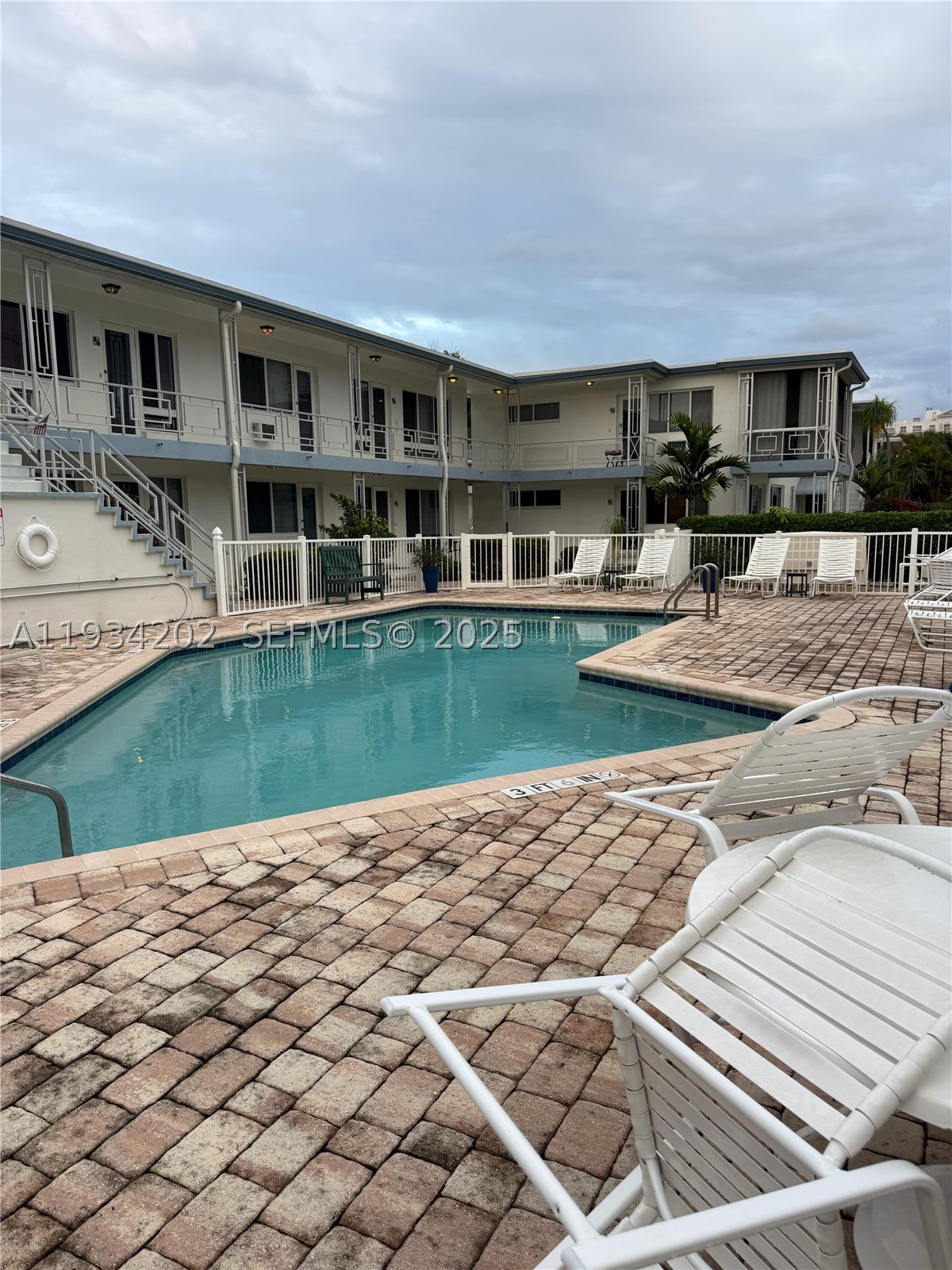 LAKESIDE CO-OP - Residential