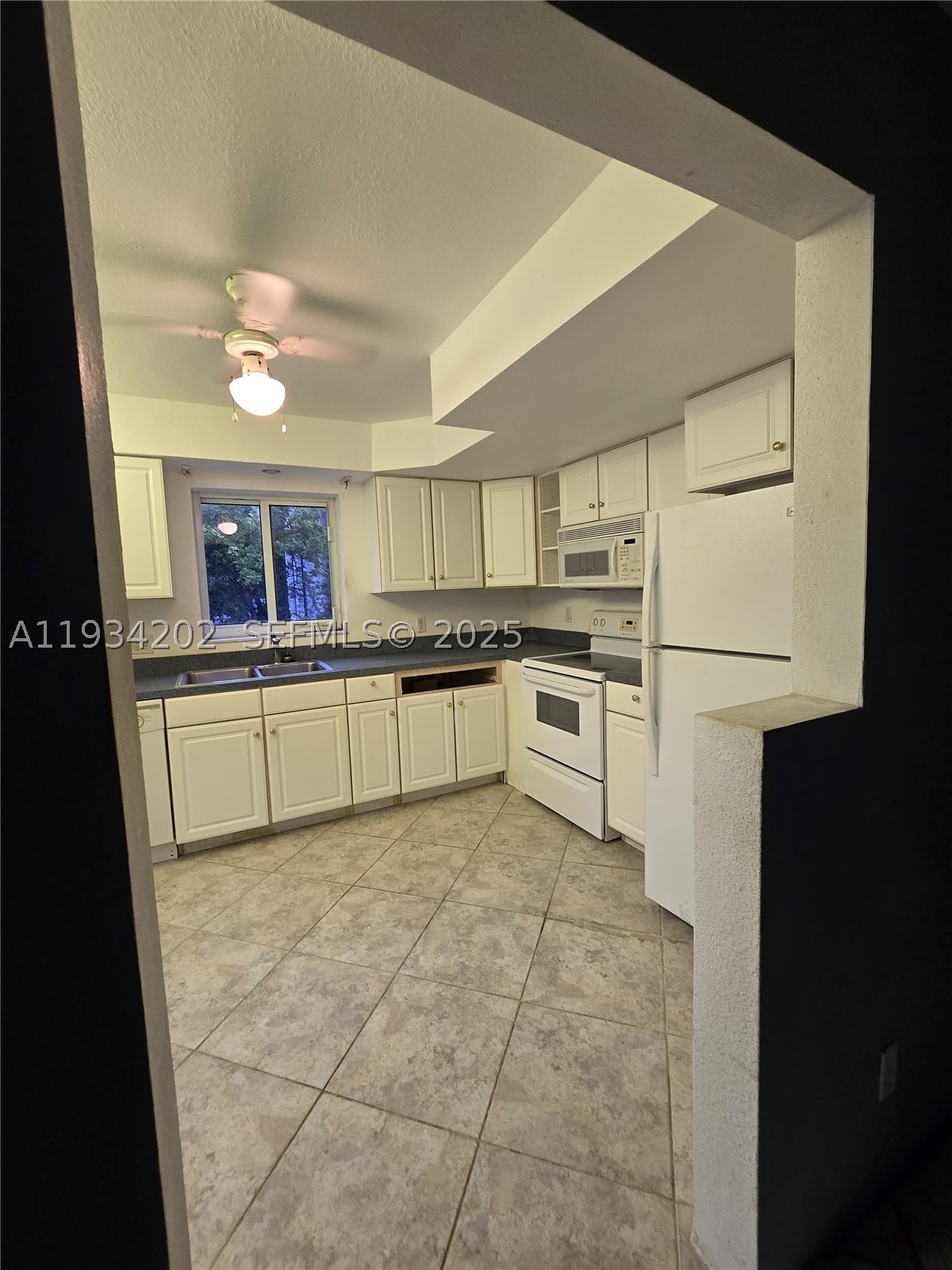 LAKESIDE CO-OP - Residential