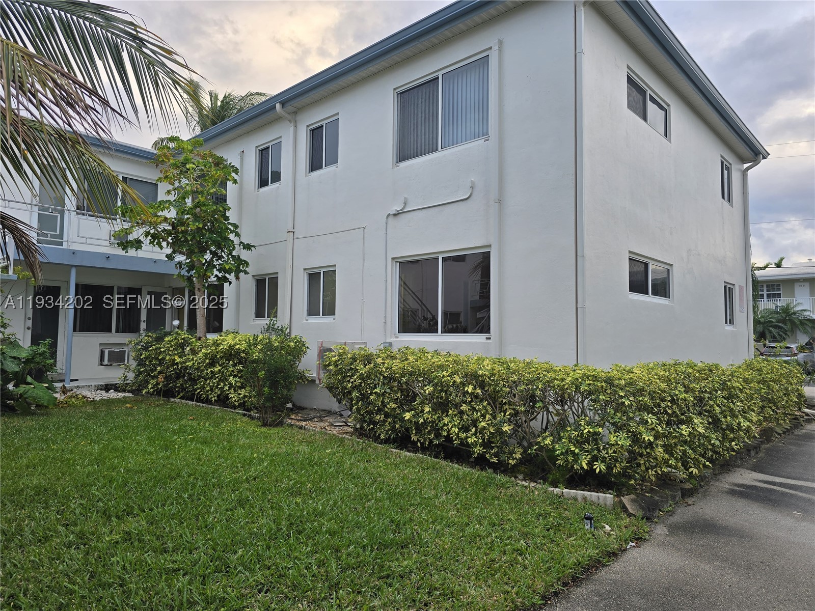 LAKESIDE CO-OP - Residential