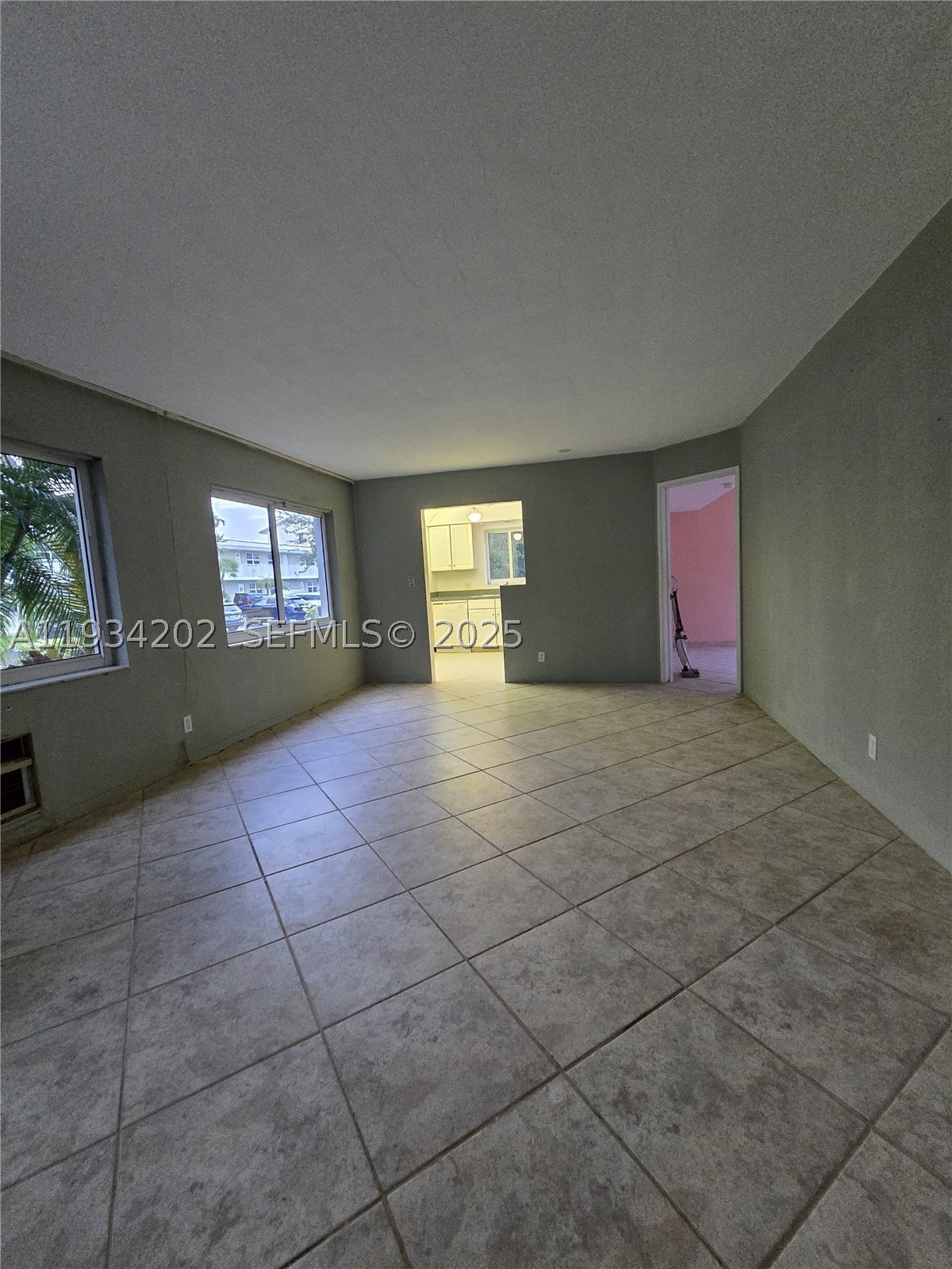 LAKESIDE CO-OP - Residential