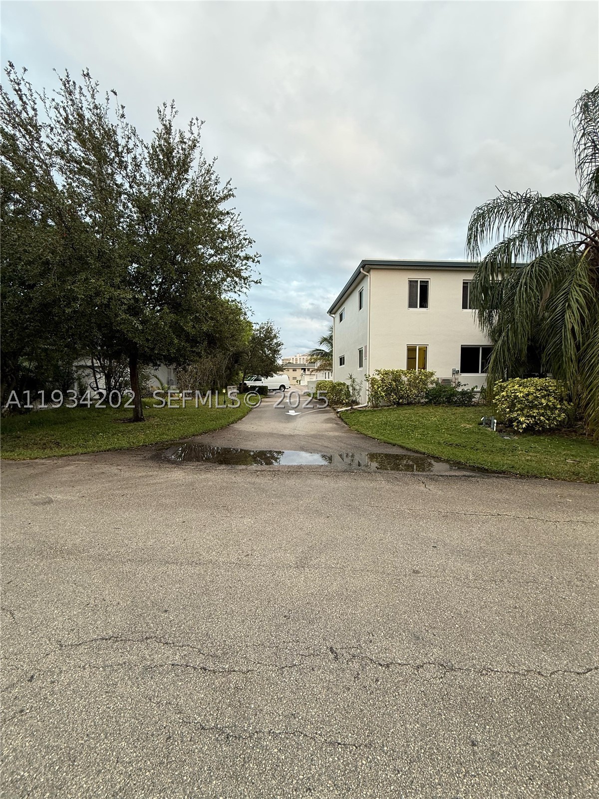 LAKESIDE CO-OP - Residential