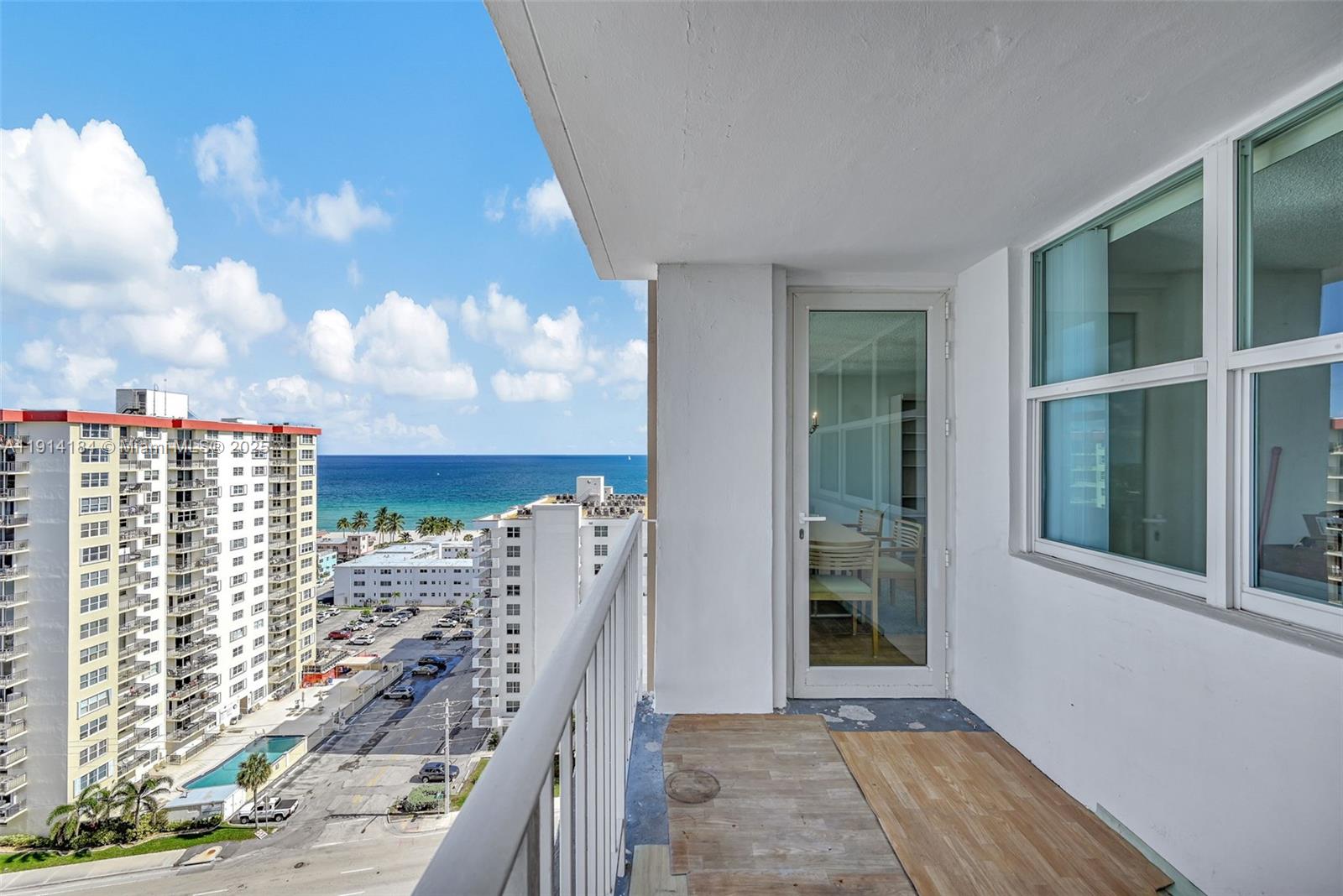 TRAFALGAR TOWERS CONDOMIN - Residential
