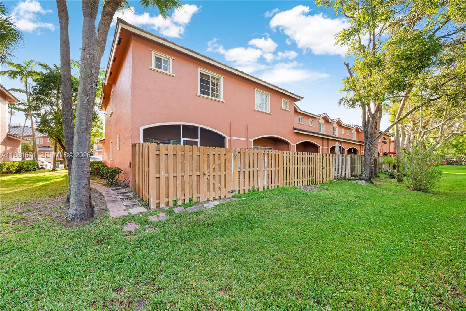 UNITED HOMES PLAT - Residential