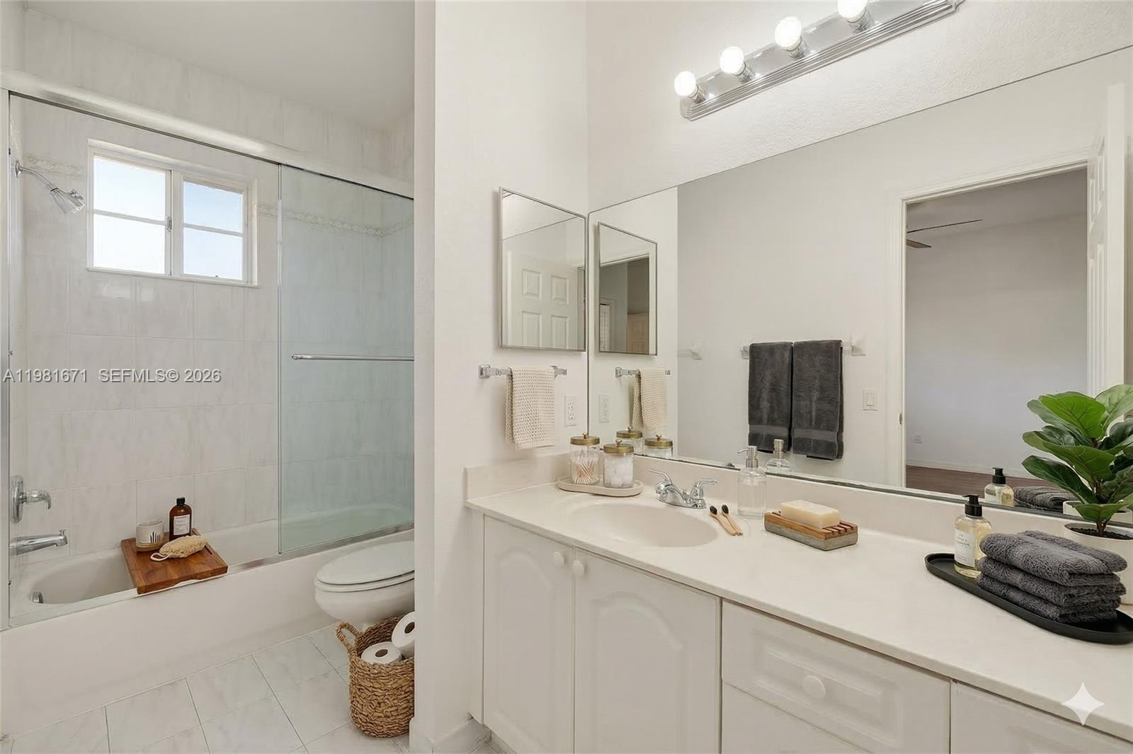 UNITED HOMES PLAT - Residential