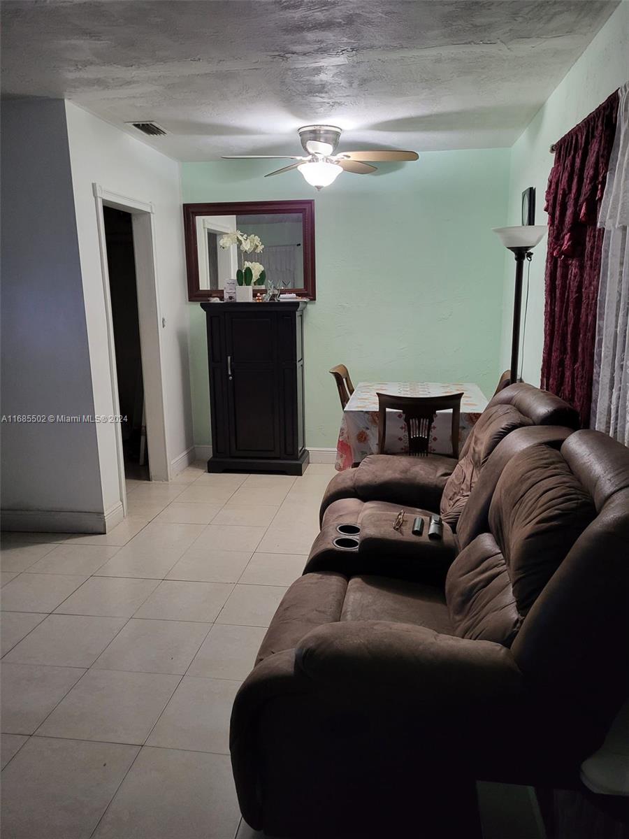 BISCAYNE RIVER GARDENS - Residential Lease