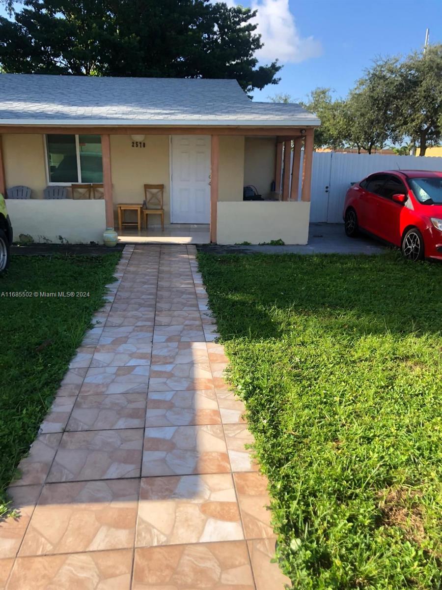 BISCAYNE RIVER GARDENS - Residential Lease