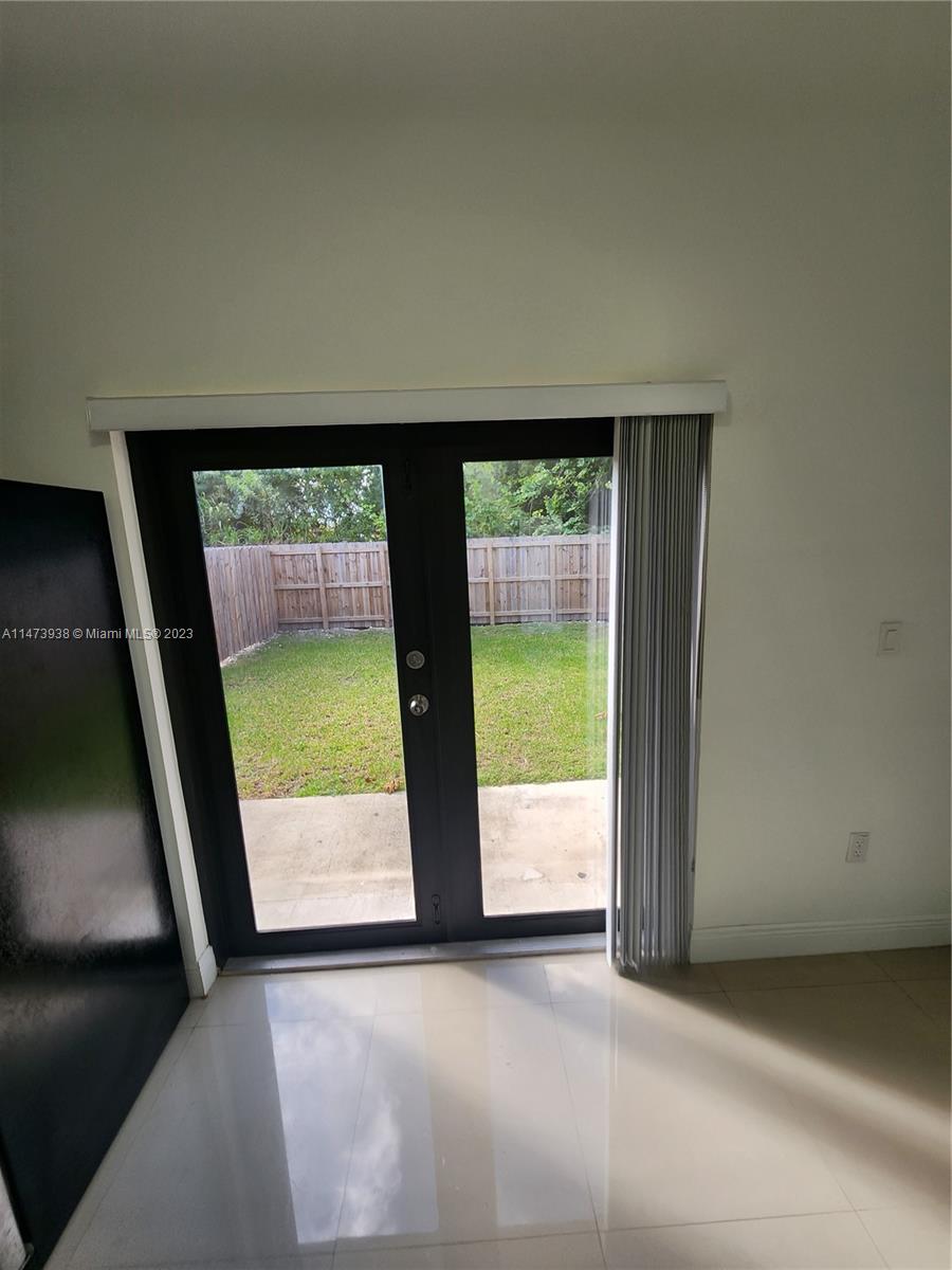 DIXIE PINES 2ND REV - Residential Lease
