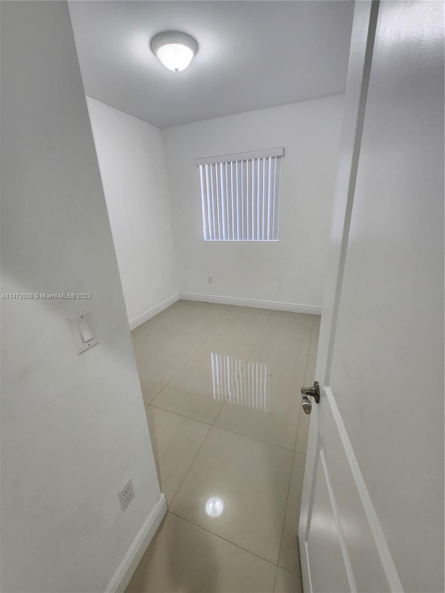 DIXIE PINES 2ND REV - Residential Lease
