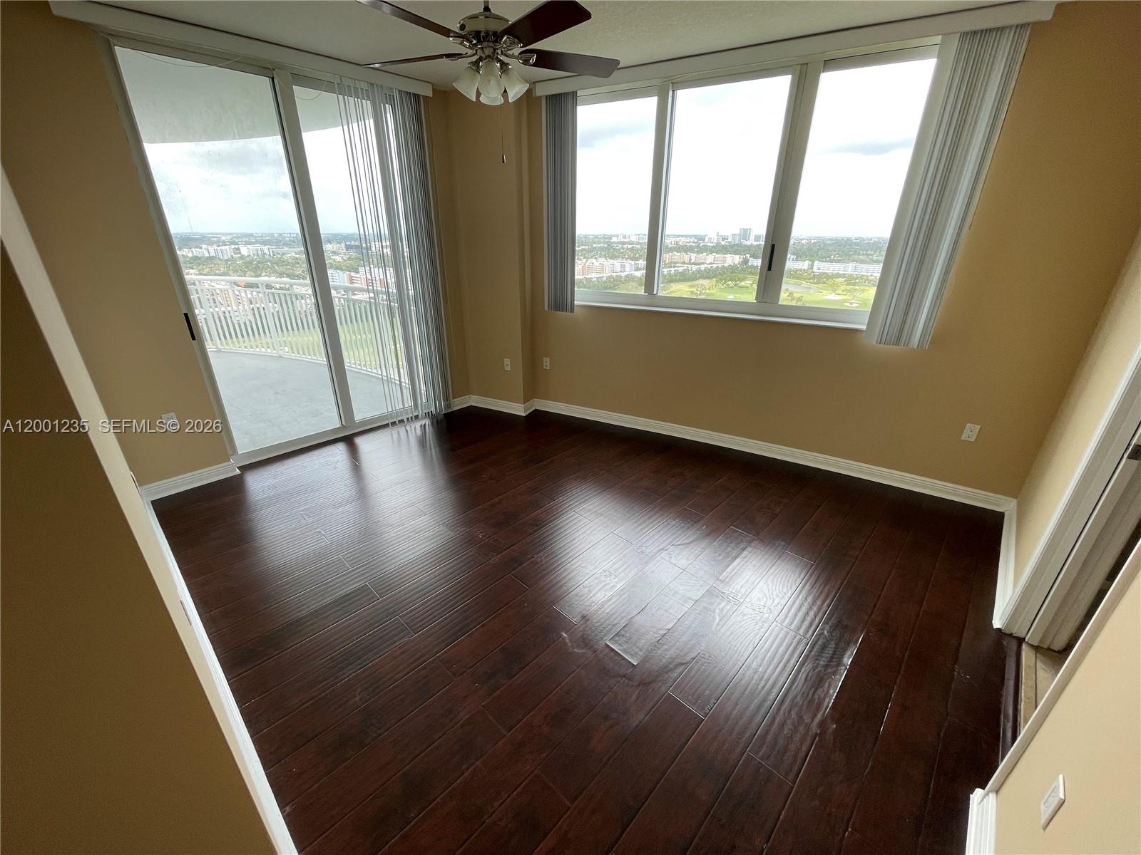 DUO CONDOMINIUM EAST - Residential
