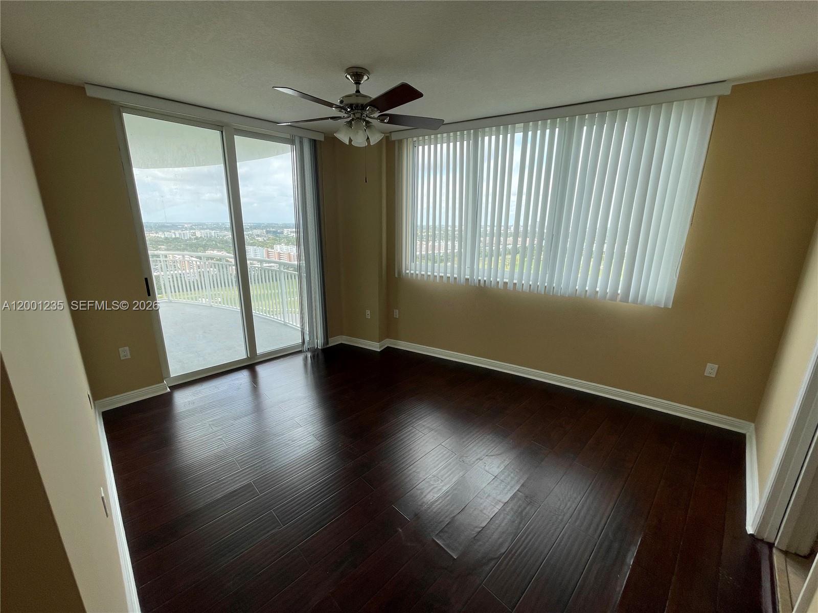 DUO CONDOMINIUM EAST - Residential