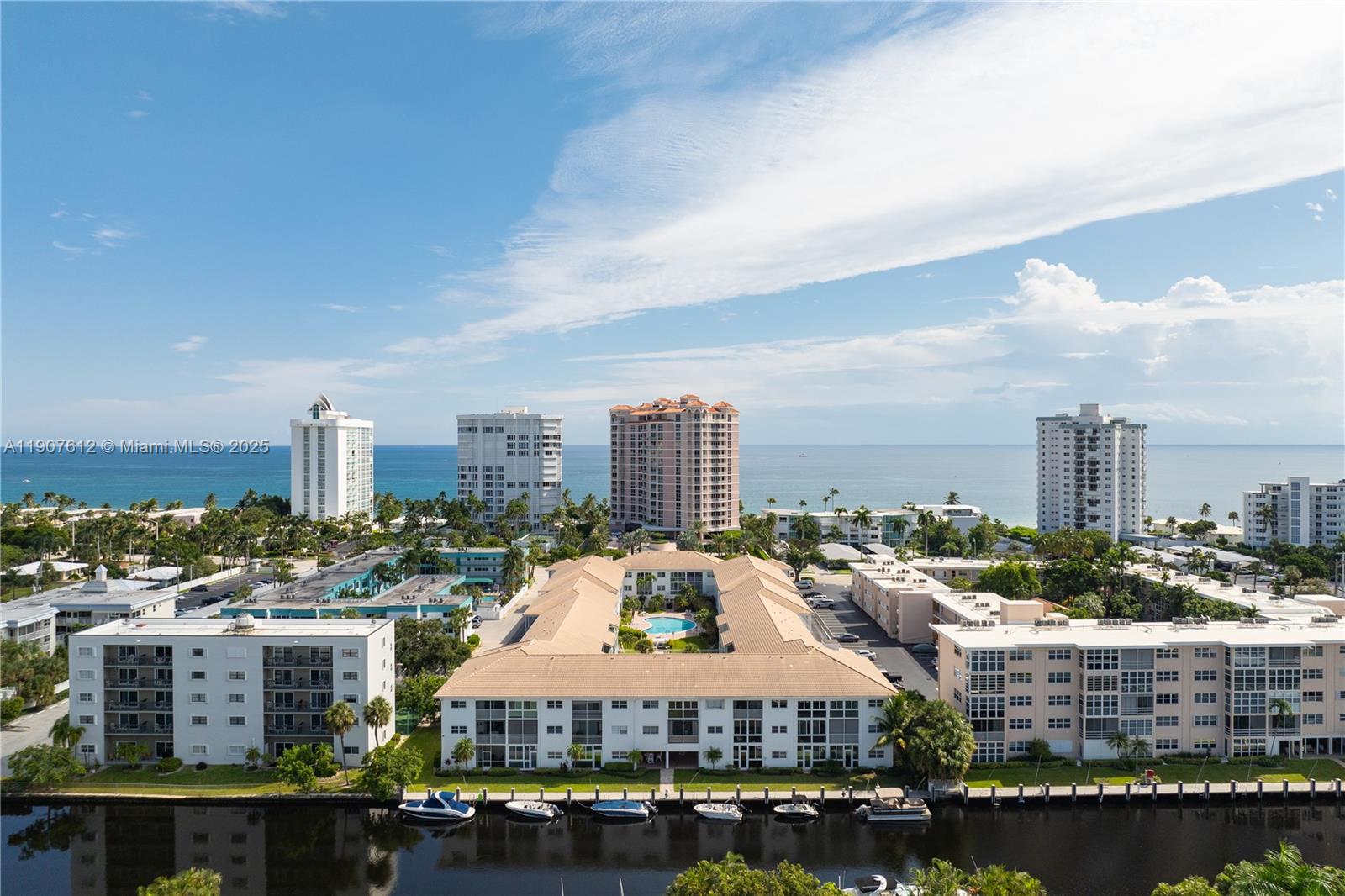 DISCOVER COASTAL LIVING IN THIS BRIGHT AND COZY 1 BED / 1.5 BATH RENOVATED CONDO, OFFERING PRIVATE BEACH ACCESS! THIS CHARMING UNIT BOASTS A MODERN KITCHEN WITH NEWER APPLIANCES. ENJOY THE SPACIOUS LIVING AREA, PERFECT FOR RELAXING OR ENTERTAINING. LOCATED IN A WELL KEPT COMMUNITY WITH ON-SITE AMENITIES. SHORT DISTANCE AWAY FROM RESTAURANTS, BARS, AND SHOPPING, MAKING IT THE IDEAL PLACE FOR CONVENIENCE AND COMFORT. INCREDIBLE OPPORTUNITY WHETHER YOU'RE LOOKING FOR A BEACHSIDE RETREAT OR A YEAR-ROUND HOME.