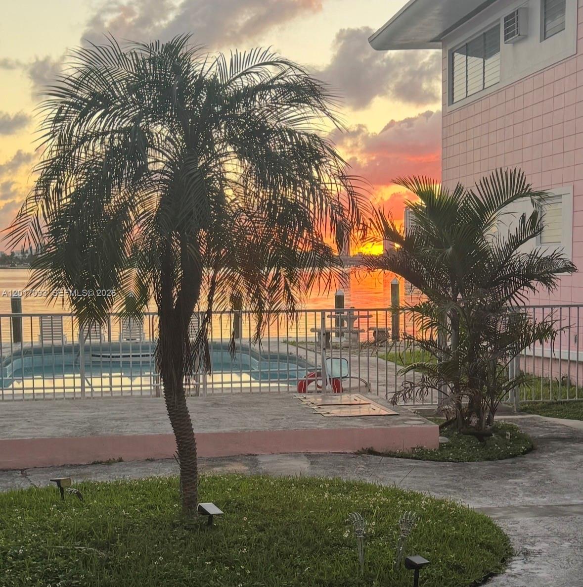 THE LIDO CONDO - Residential