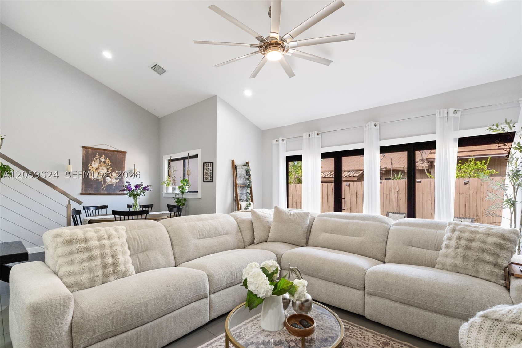 ARROWHEAD GOLF & TENNIS C - Residential