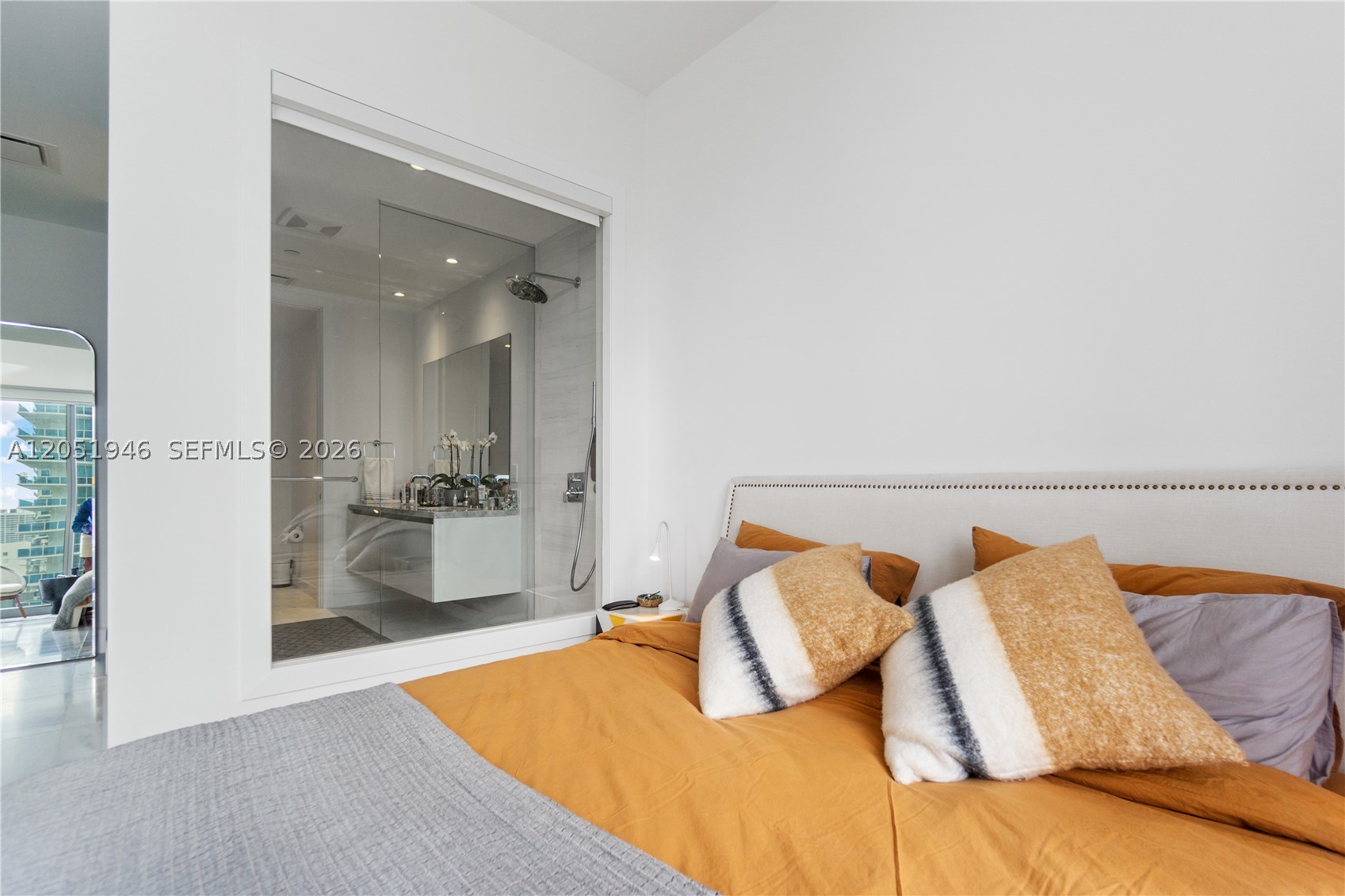 ESCOTTONIA PARK - Residential Lease