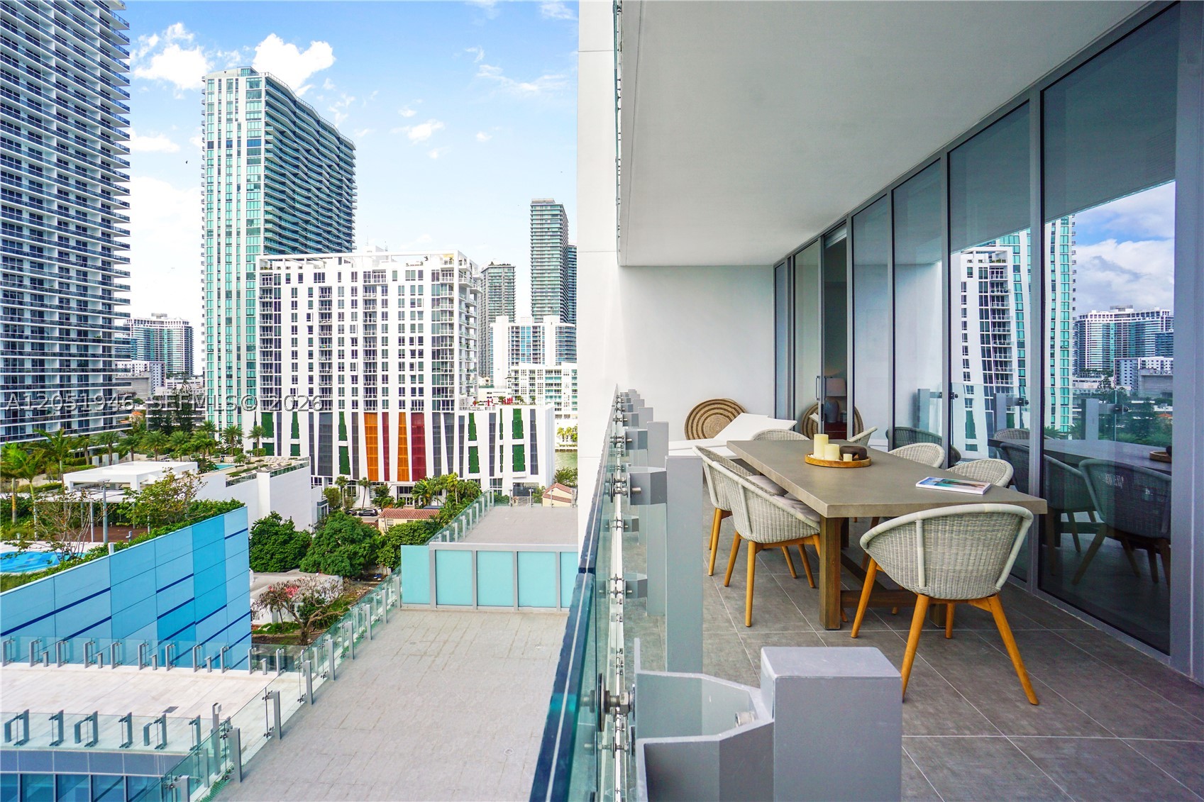 ESCOTTONIA PARK - Residential Lease