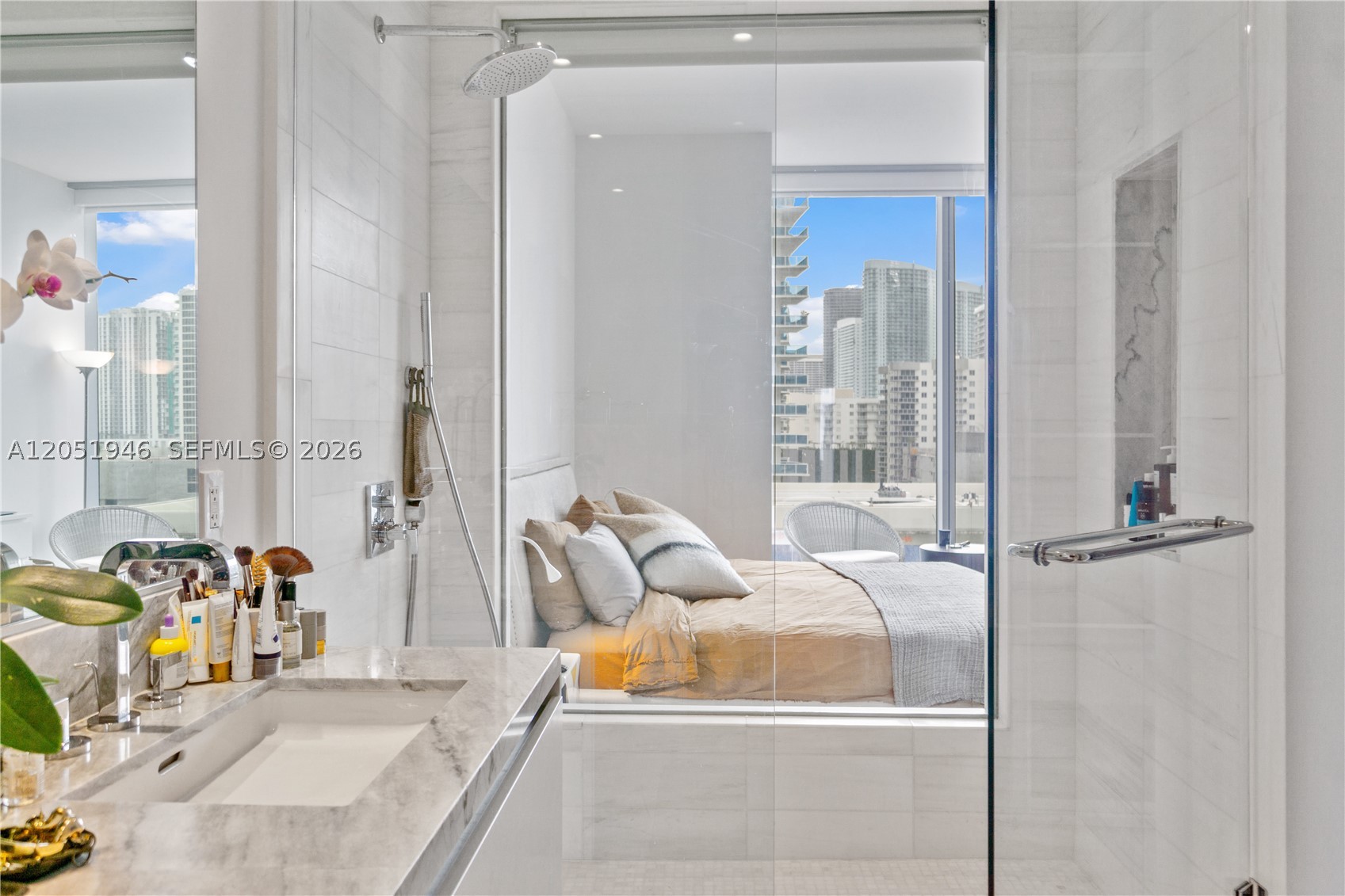 ESCOTTONIA PARK - Residential Lease