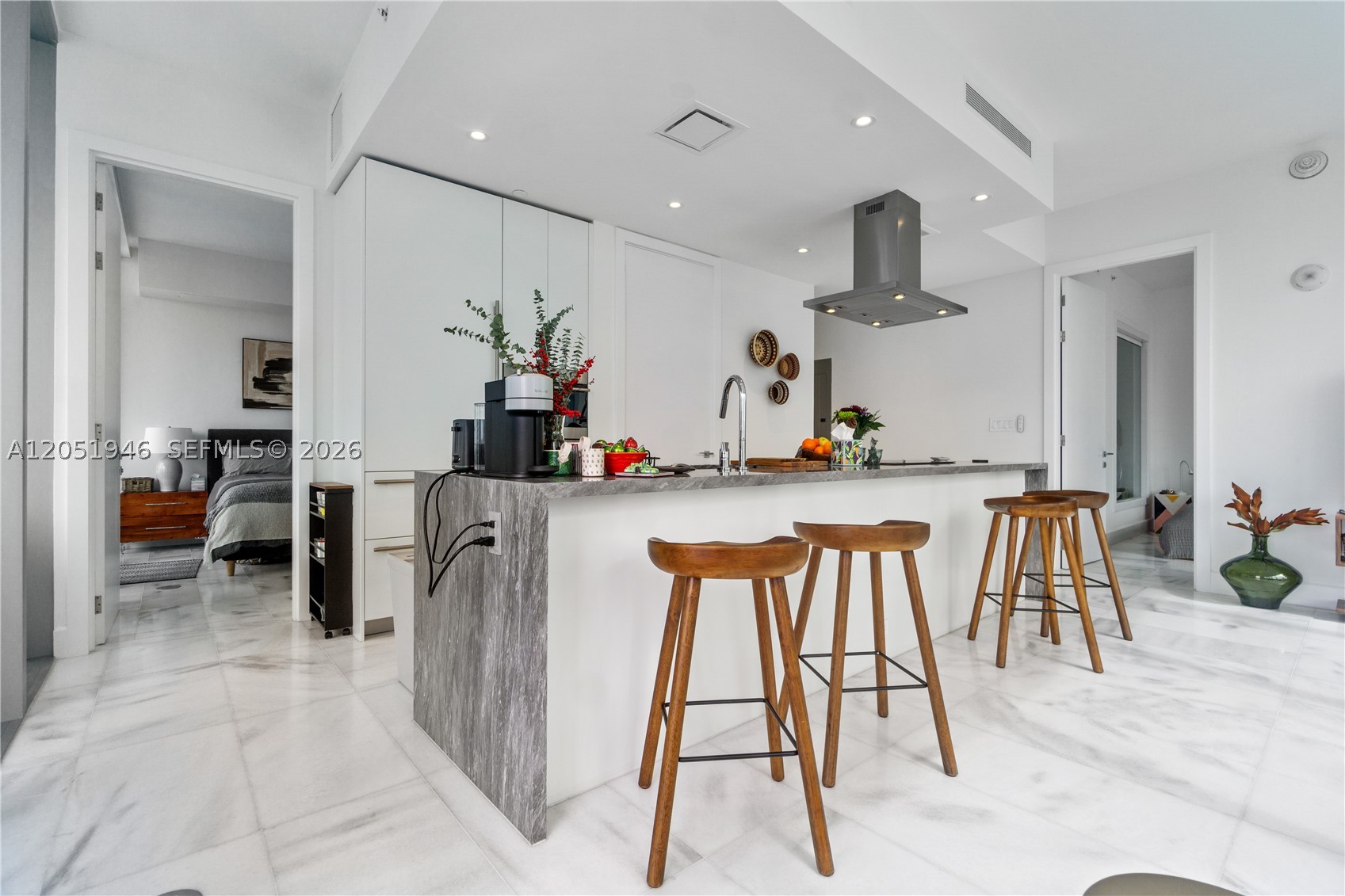 ESCOTTONIA PARK - Residential Lease