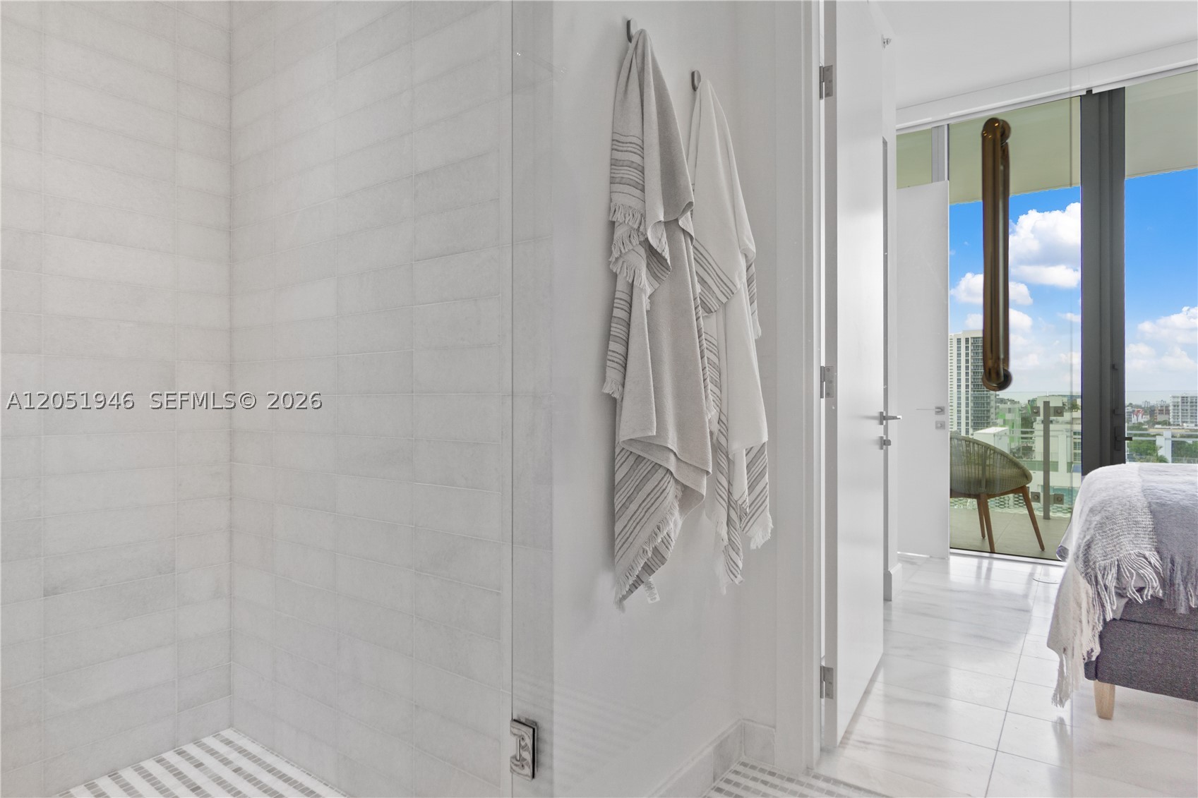 ESCOTTONIA PARK - Residential Lease