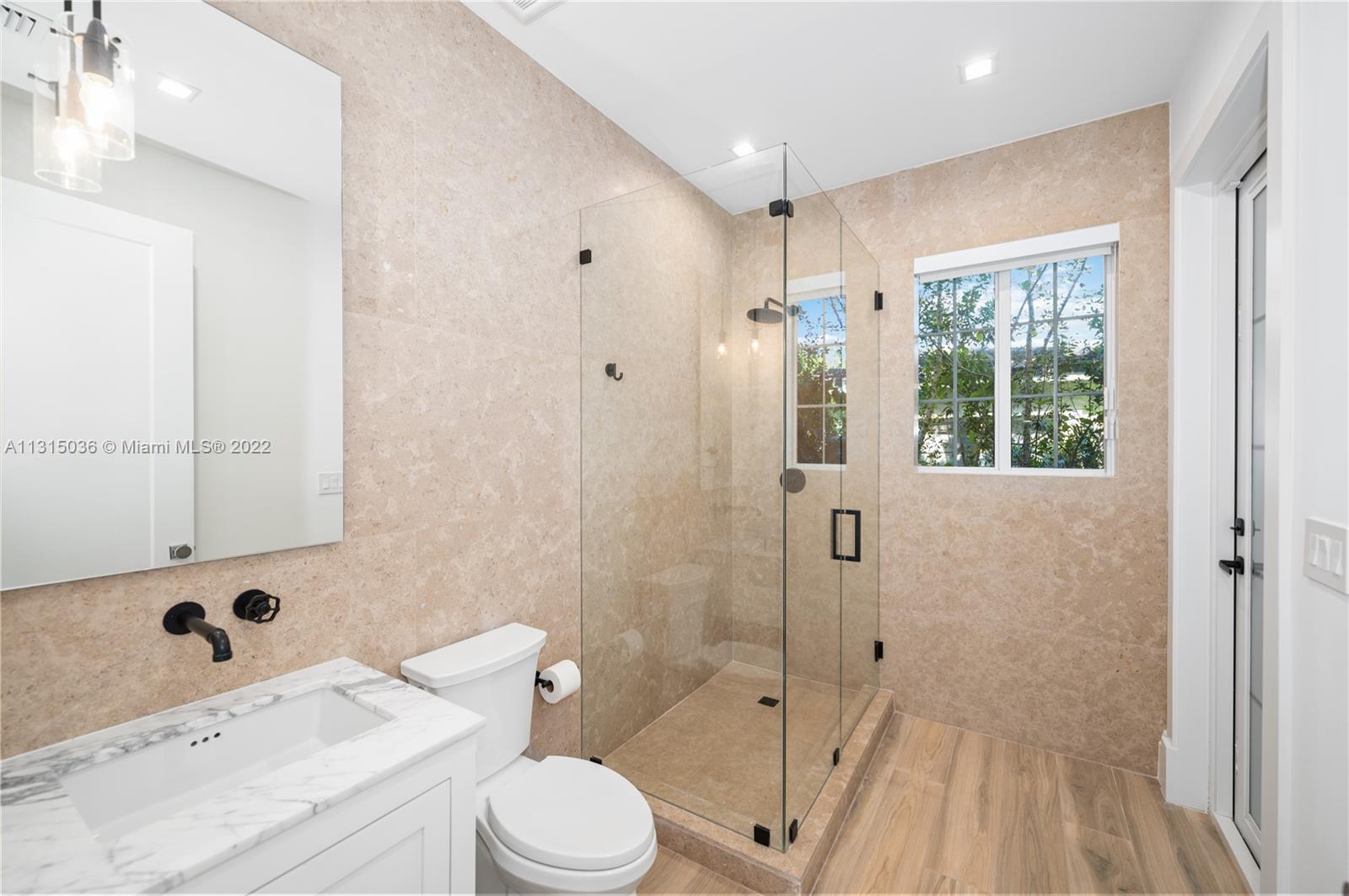 WINDOVER GROVE - Residential