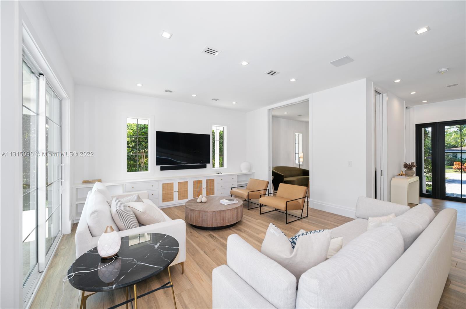 WINDOVER GROVE - Residential