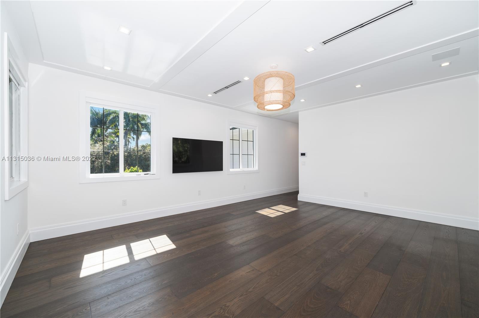 WINDOVER GROVE - Residential