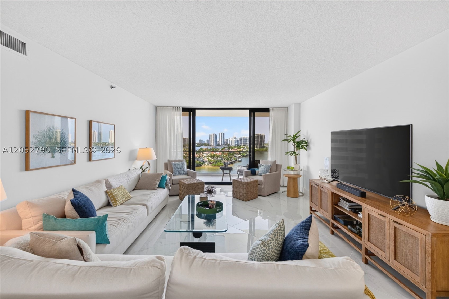 WILLIAMS ISLAND - Residential