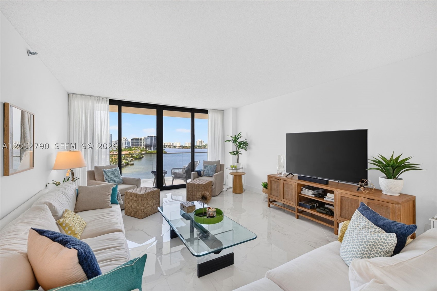 WILLIAMS ISLAND - Residential