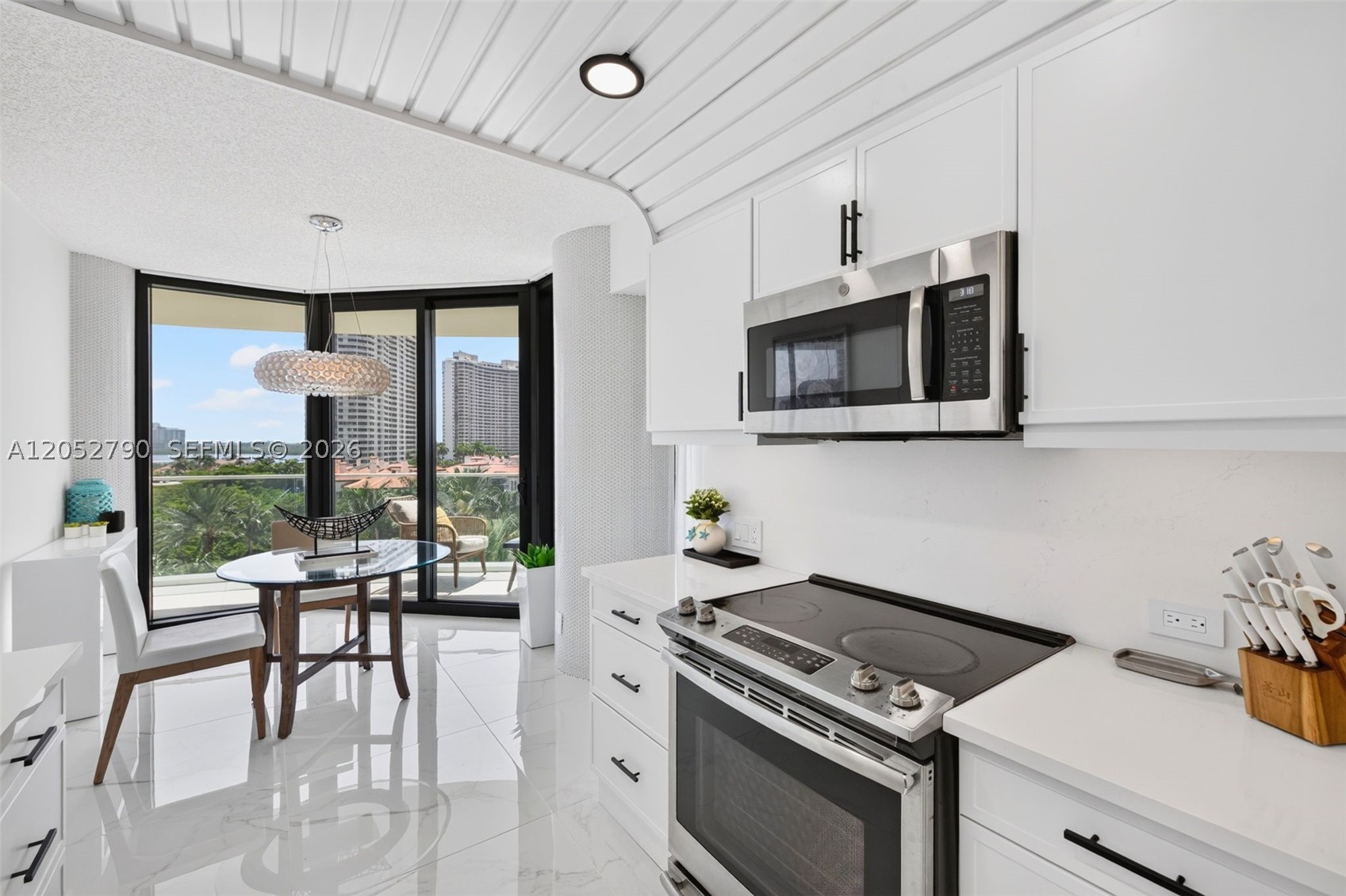 WILLIAMS ISLAND - Residential