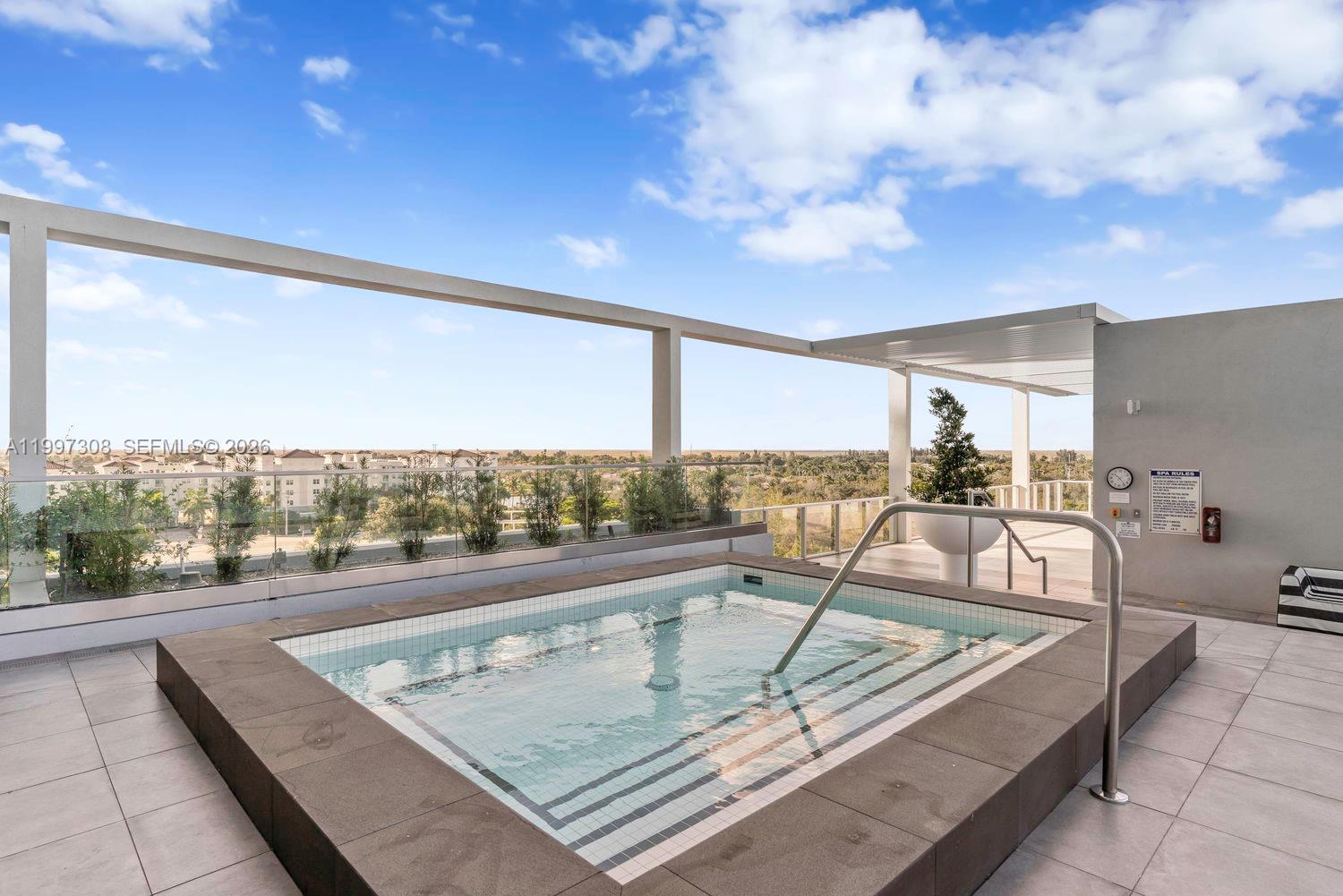 Metropica - Residential