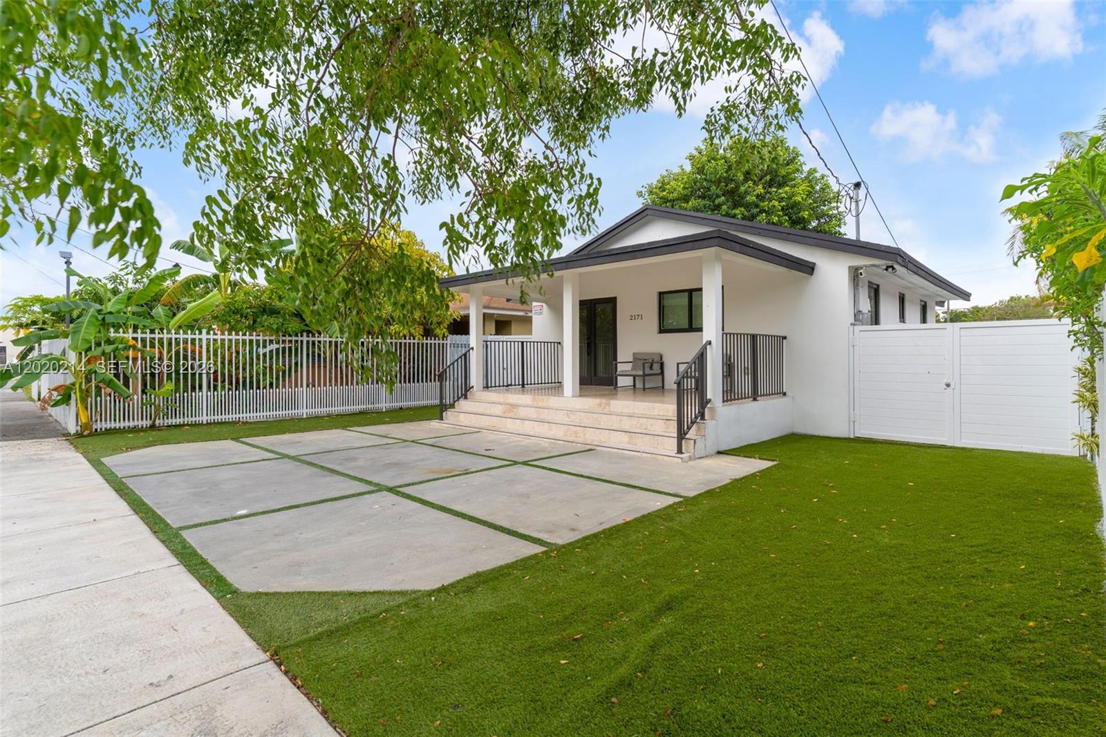 EARLINGTON HGTS - Residential