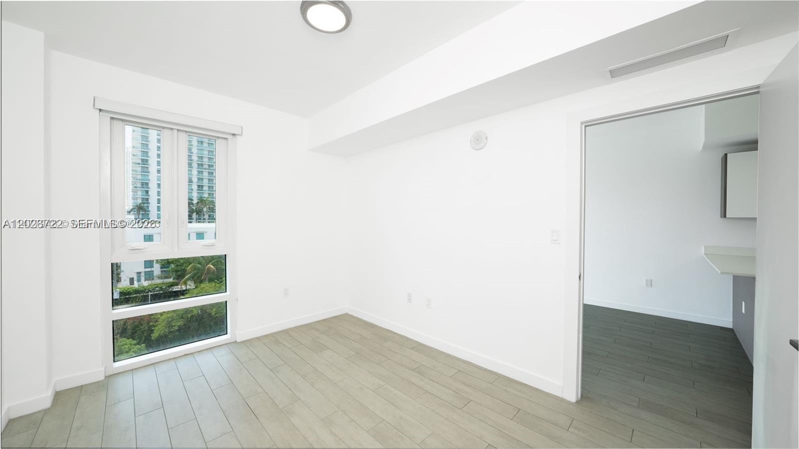 26 EDGEWATER CONDO - Residential Lease