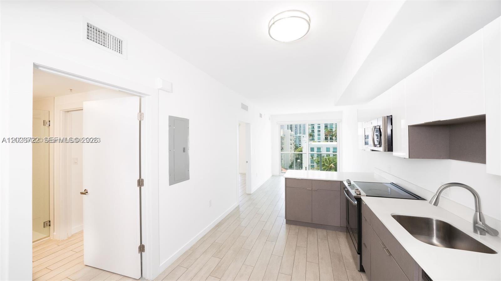 26 EDGEWATER CONDO - Residential Lease