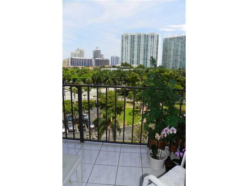 TOWER AT BISCAYNE COVE - Residential Lease