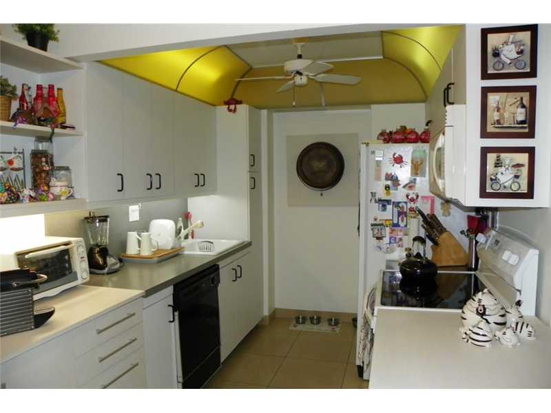TOWER AT BISCAYNE COVE - Residential Lease