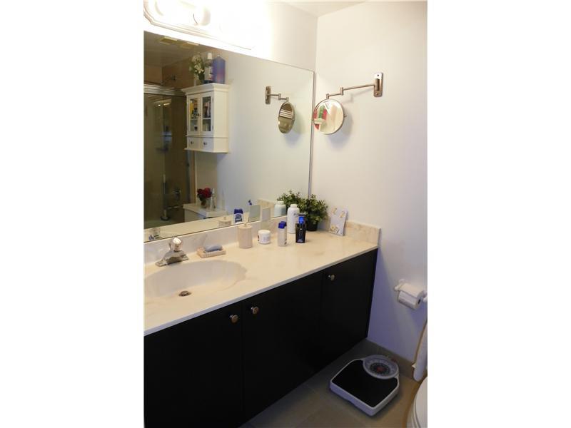 TOWER AT BISCAYNE COVE - Residential Lease